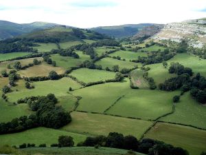 800px-vale_of_llangollen
